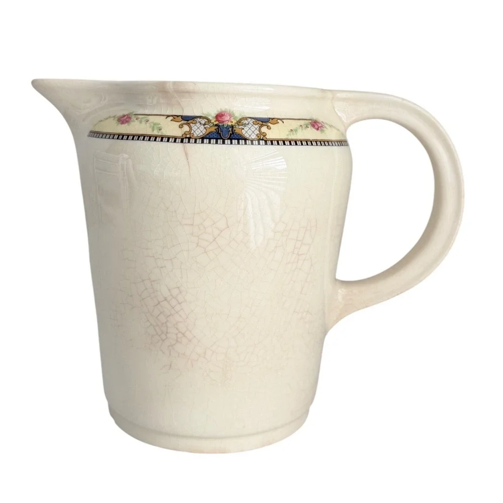 Universal Cambridge Camwood Balerina, milk pitcher, quart size pink rose Vintage